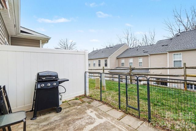 5518 Santeelah Court, Charlotte, NC 28217