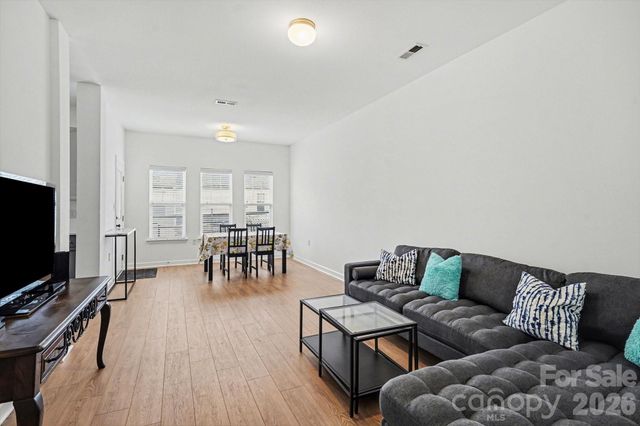 5518 Santeelah Court, Charlotte, NC 28217