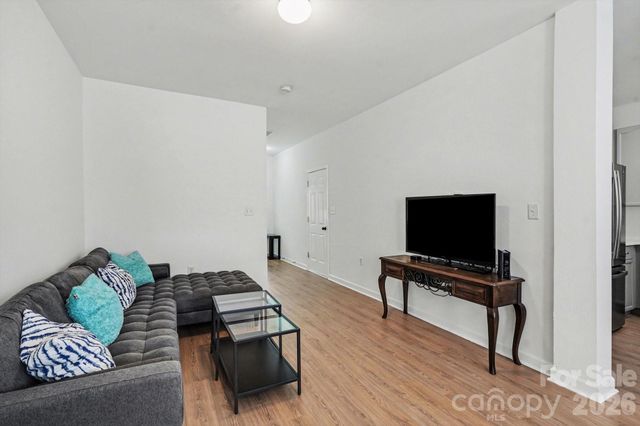 5518 Santeelah Court, Charlotte, NC 28217