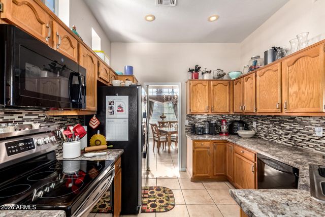 450 W CASA GRANDE LAKES Boulevard, Casa Grande, AZ 85122