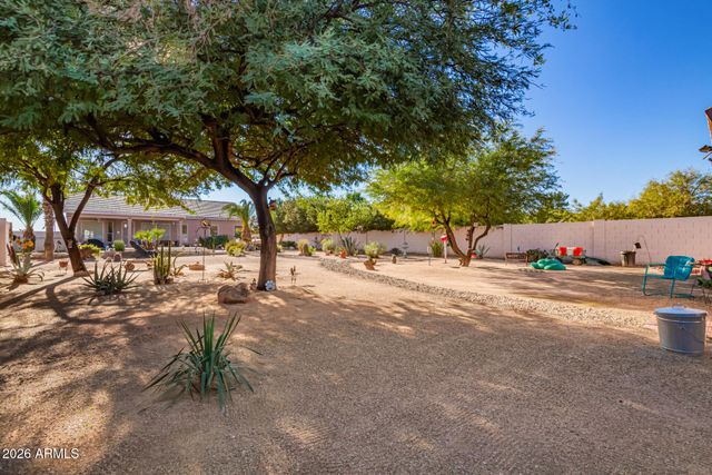 450 W CASA GRANDE LAKES Boulevard, Casa Grande, AZ 85122