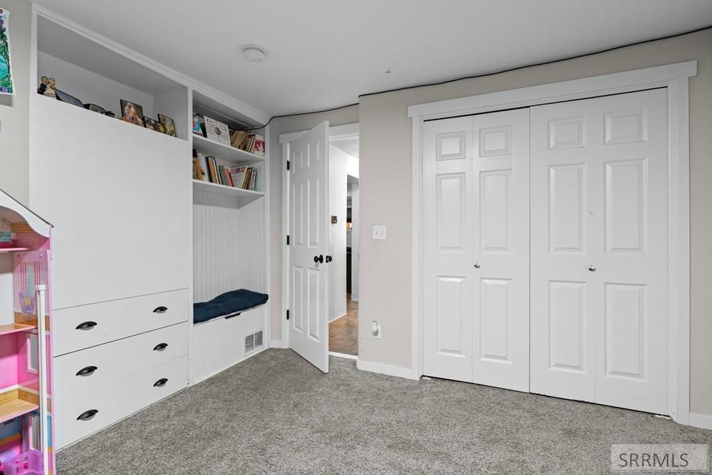 Image 23 of property listing at 1255 N 1100 E, Shelley, ID 83274