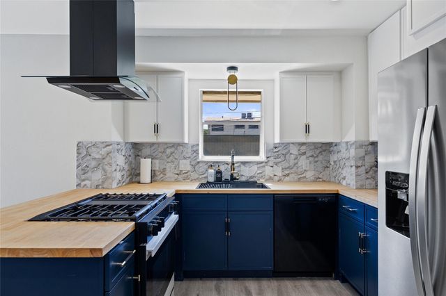 1801 Belford DR, Austin, TX 78757