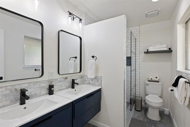 1801 Belford DR, Austin, TX 78757