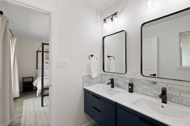 1801 Belford DR, Austin, TX 78757