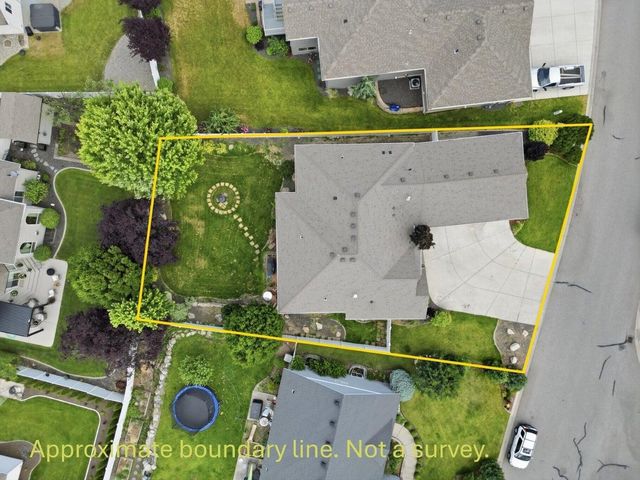 16411 E 10TH Ln, Spokane Valley, WA 99037