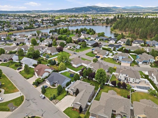 16411 E 10TH Ln, Spokane Valley, WA 99037