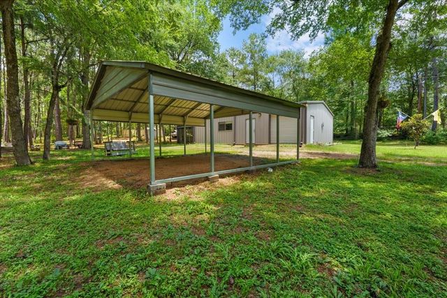 16375 Grand Flower Road, Plantersville, TX 77363