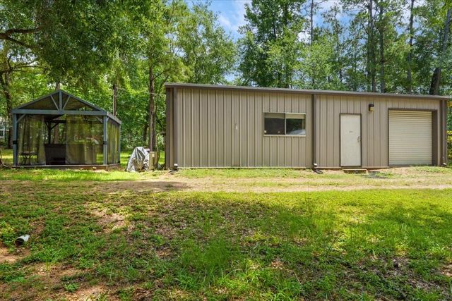 16375 Grand Flower Road, Plantersville, TX 77363