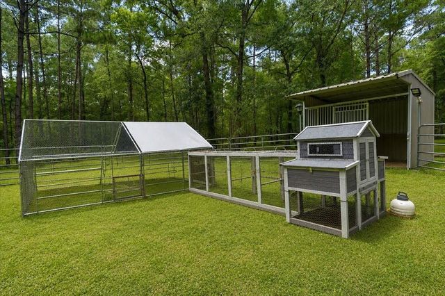 16375 Grand Flower Road, Plantersville, TX 77363