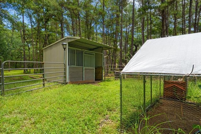 16375 Grand Flower Road, Plantersville, TX 77363