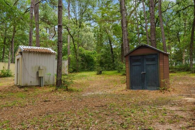 16375 Grand Flower Road, Plantersville, TX 77363