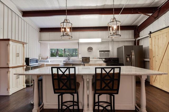 16375 Grand Flower Road, Plantersville, TX 77363