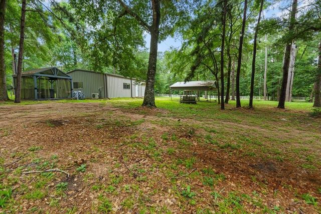 16375 Grand Flower Road, Plantersville, TX 77363