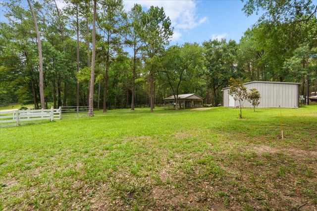 16375 Grand Flower Road, Plantersville, TX 77363