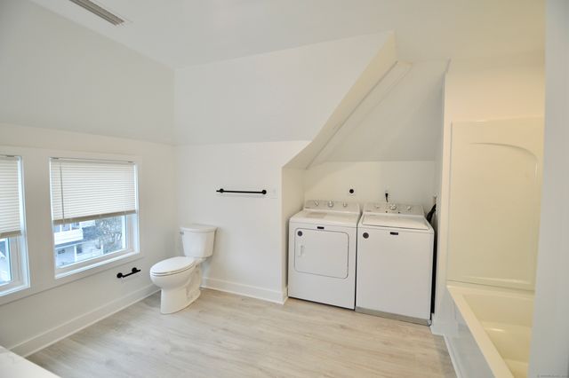 21 Nichols Street, Ansonia, CT 06401