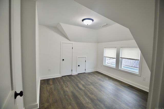 21 Nichols Street, Ansonia, CT 06401