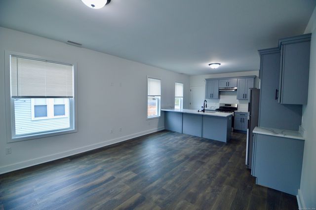 21 Nichols Street, Ansonia, CT 06401