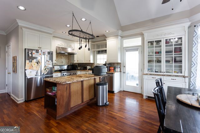 3068 H D Atha Road, Covington, GA 30014