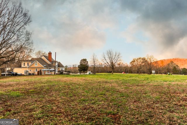 3068 H D Atha Road, Covington, GA 30014