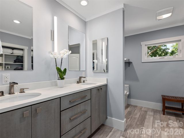 29 White Pine Drive, Asheville, NC 28805