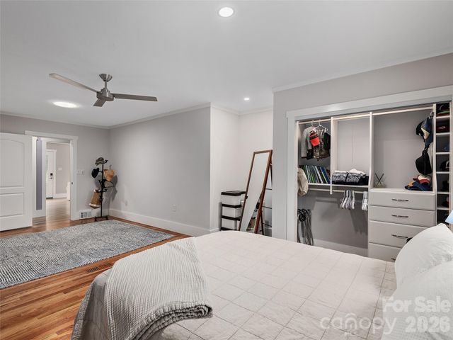 29 White Pine Drive, Asheville, NC 28805