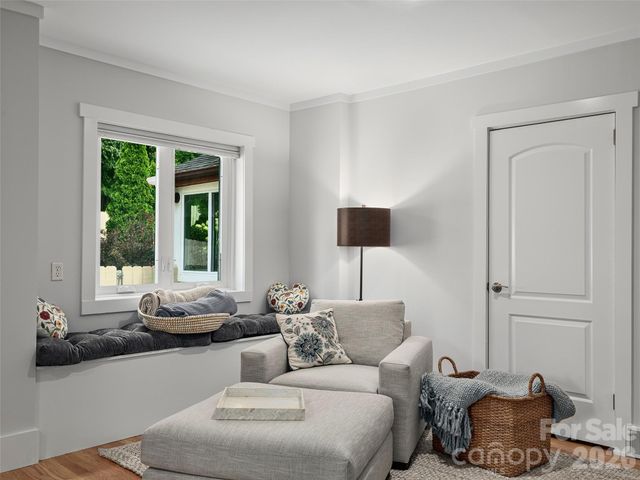 29 White Pine Drive, Asheville, NC 28805