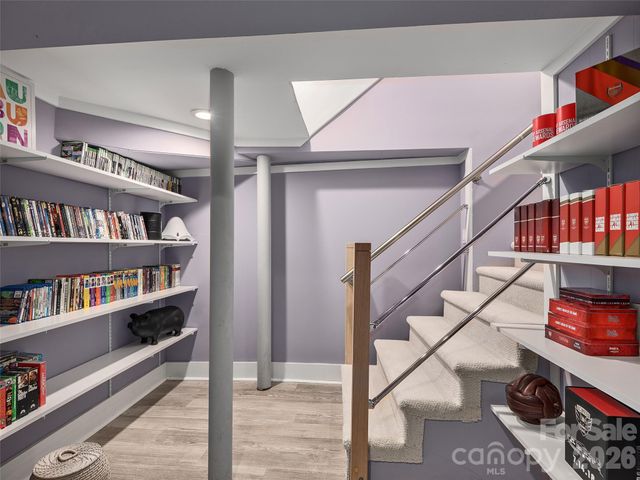 29 White Pine Drive, Asheville, NC 28805