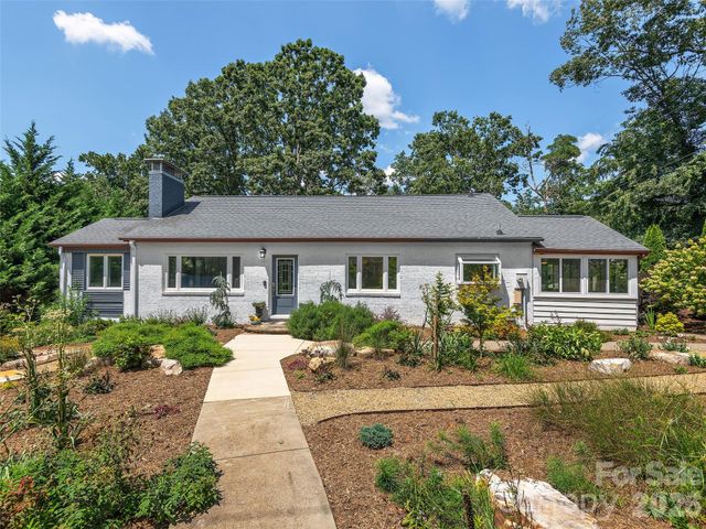 29 White Pine Drive, Asheville, NC 28805