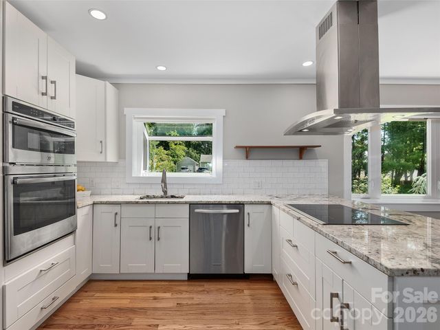 29 White Pine Drive, Asheville, NC 28805