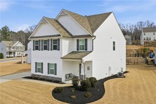 200 Shoals Bridge Road, Acworth, GA 30102