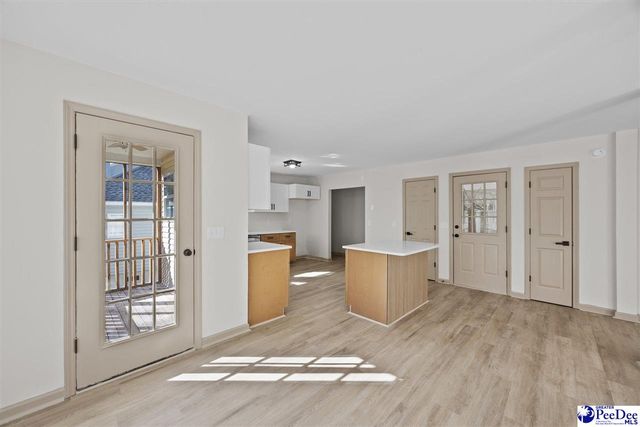 1444 Cabrillo Dr, Florence, SC 29505