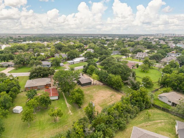 1005 Winding Road, College Station, TX 77840