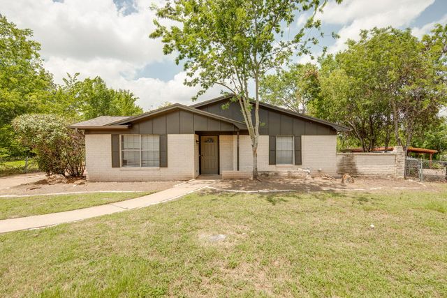 1005 Winding Road, College Station, TX 77840