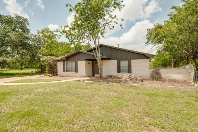 1005 Winding Road, College Station, TX 77840