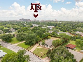 1005 Winding Road, College Station, TX 77840
