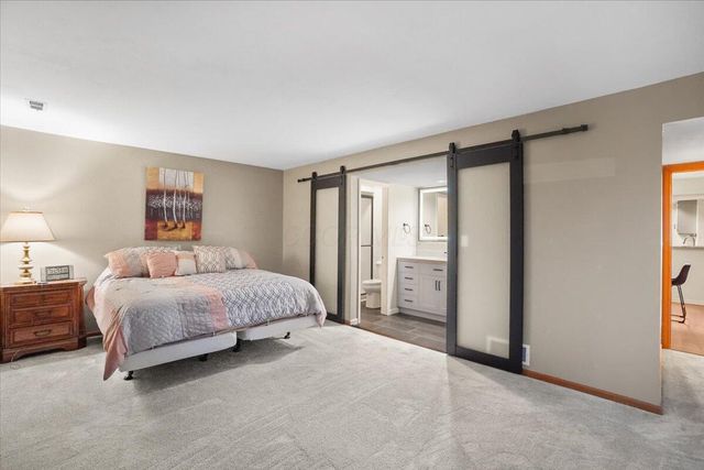 5040 Blendon Pond Drive, Westerville, OH 43081