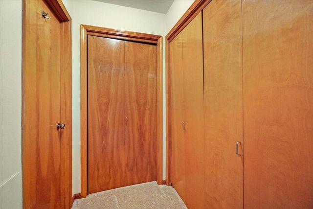 5040 Blendon Pond Drive, Westerville, OH 43081