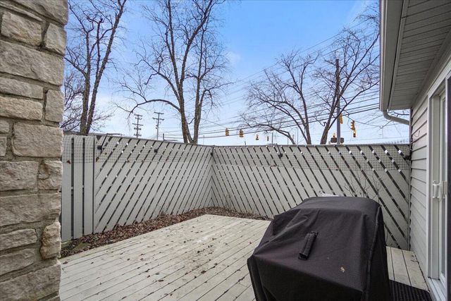 5040 Blendon Pond Drive, Westerville, OH 43081