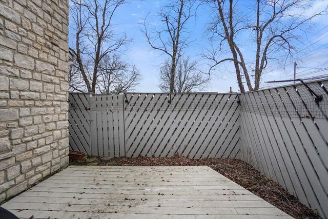 5040 Blendon Pond Drive, Westerville, OH 43081