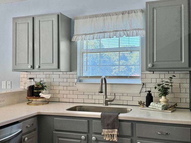 1005 Trotters Boulevard, Summerville, SC 29483