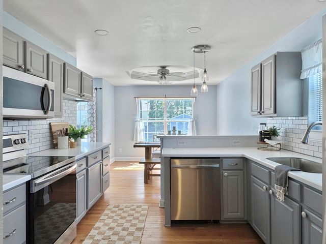 1005 Trotters Boulevard, Summerville, SC 29483