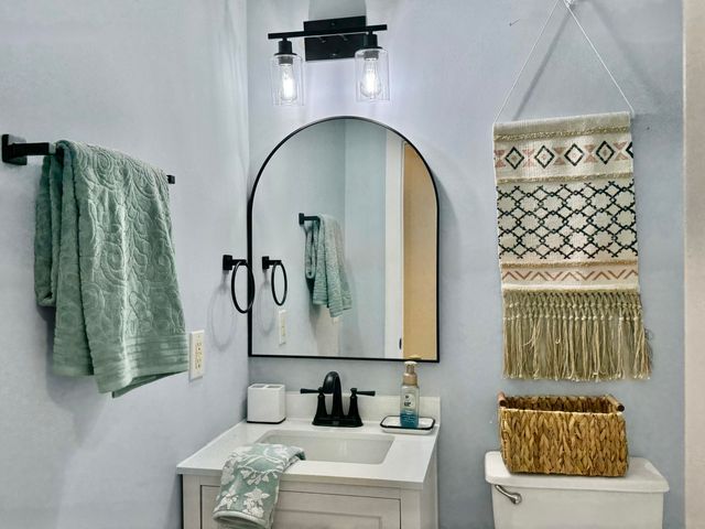 1005 Trotters Boulevard, Summerville, SC 29483