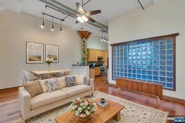 689 Luis Munoz Marin Boulevard 901, Jersey City, NJ 07310