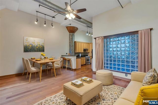 689 Luis Munoz Marin Boulevard 901, Jersey City, NJ 07310