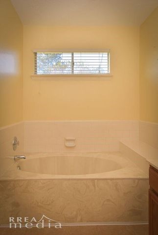 19723 Glenfinch Lane, Spring, TX 77379