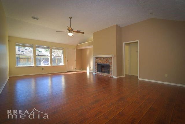 19723 Glenfinch Lane, Spring, TX 77379