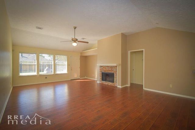 19723 Glenfinch Lane, Spring, TX 77379