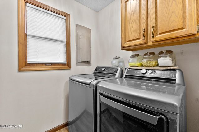 2718 Carolyn Drive, Lima, OH 45807