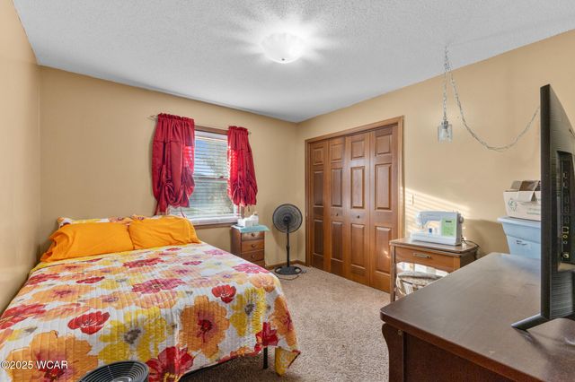 2718 Carolyn Drive, Lima, OH 45807